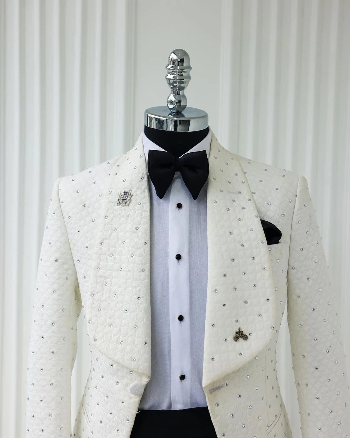 Aidase Men's Suit 2 Pieces White Blazer Black Pants One Button Wide Lapel Business Beads Formal Work Wear Wedding Groom Costume Homme aidase-shop