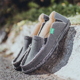 New Men Canvas Shoes Fashion Men Casual Shoes Comfortable Breathable Men Loafers Outdoor Slip On Shoes For Male Chaussure Homme aidase-shop